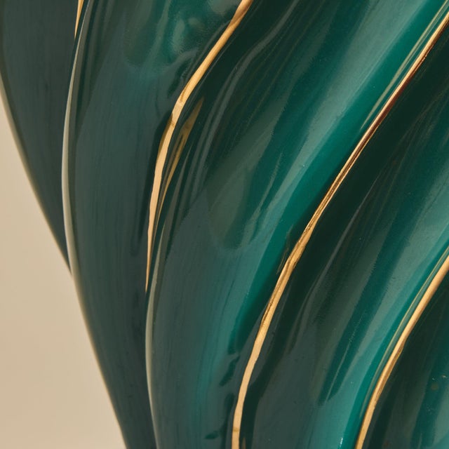 Italian Green Ceramic Swirl Vase, 1950s For Sale In Chicago - Image 6 of 8