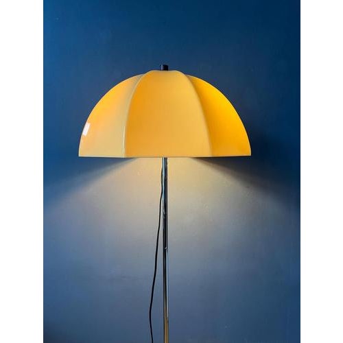 Vintage Space Age Flower Floor Lamp For Sale - Image 5 of 13