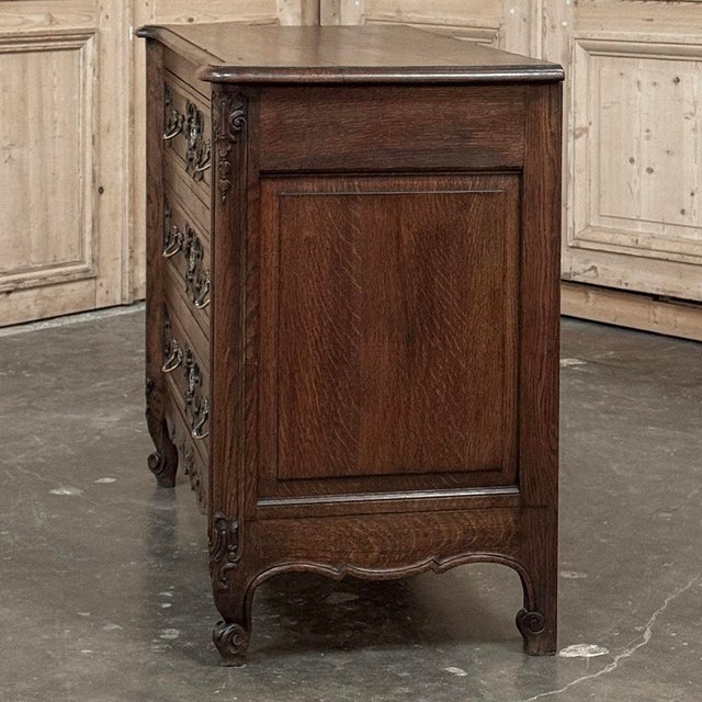 Antique Country French Louis XV Oak Commode ~ Chest of Drawers For Sale - Image 10 of 15