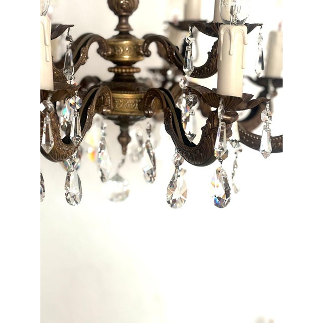 1920s Antique French Brass and Lead Crystal 12-Light Chandelier, 1920s For Sale - Image 5 of 11