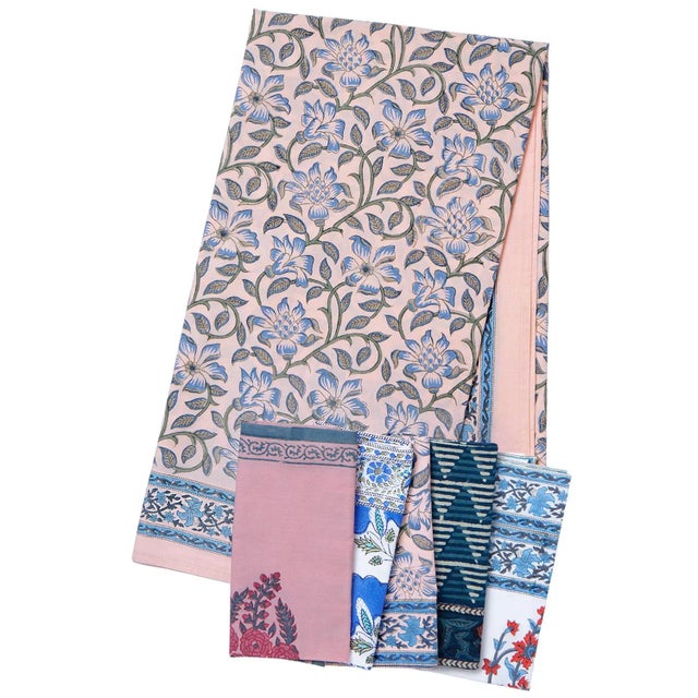 Indian Naaz 12-Seat Dusty Pink Tablecloth For Sale - Image 3 of 8