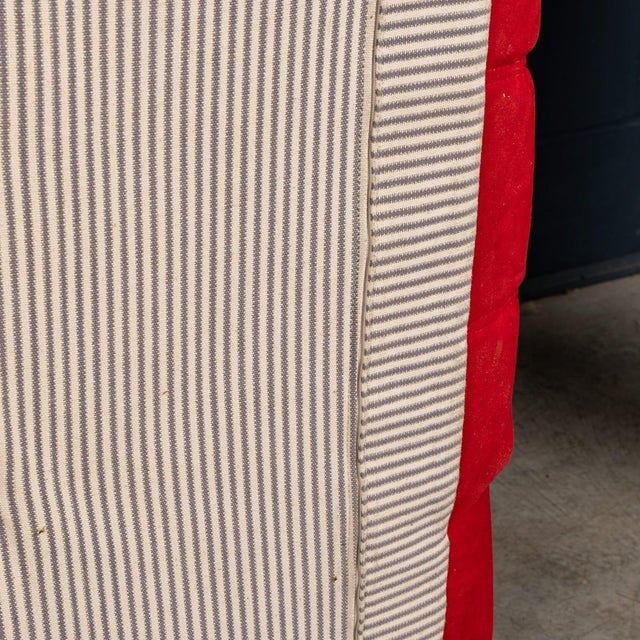 Vintage Togo Three-Seater Sofa in Red by Michel Ducaroy for Ligne Roset, 1973 For Sale - Image 12 of 18