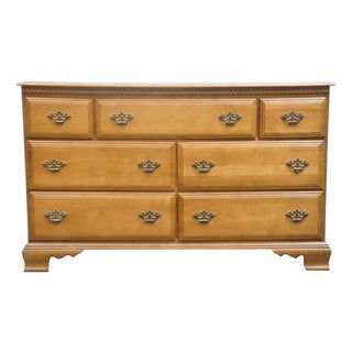 Bassett Furniture Solid Hard Rock Maple Colonial Early American 56" Double Dresser 229-01-237 For Sale