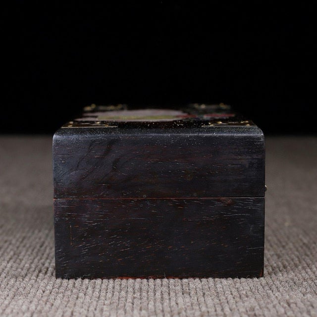 Vintage Sandalwood Jewelry Box With Mother-of-Pearl Elephant Inlay For Sale - Image 4 of 9