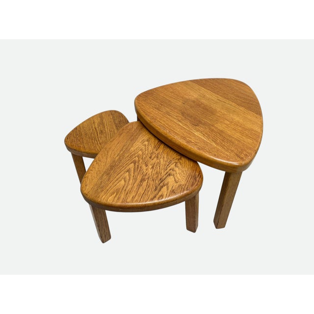Triangular Oak Nesting Tables by Pierre Chapo, 1970s, Set of 3 For Sale - Image 9 of 10