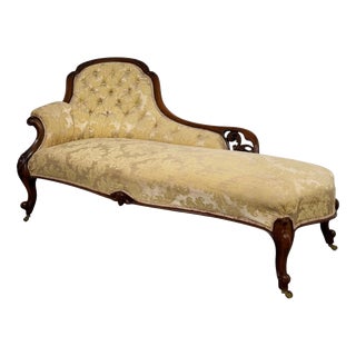 19th Century Antique English Mahogany Chaise Longue with Buttoned Upholstery For Sale