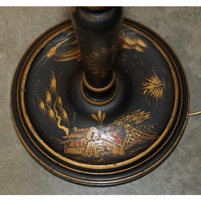 Chinese Export Black Chinoiserie Lacquer Floor Lamp, 1920s For Sale - Image 3 of 15