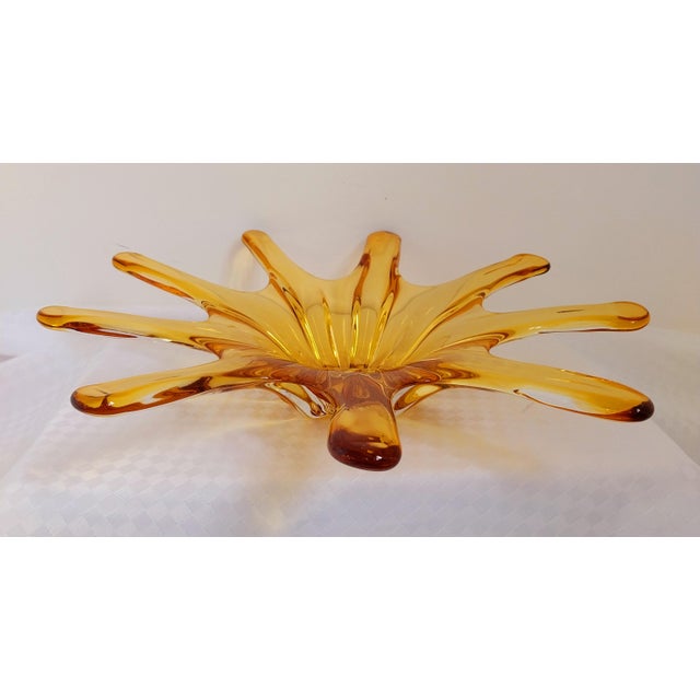 Large Murano Glass Basket attributed to Mariana Iskra, 1960s For Sale - Image 3 of 8