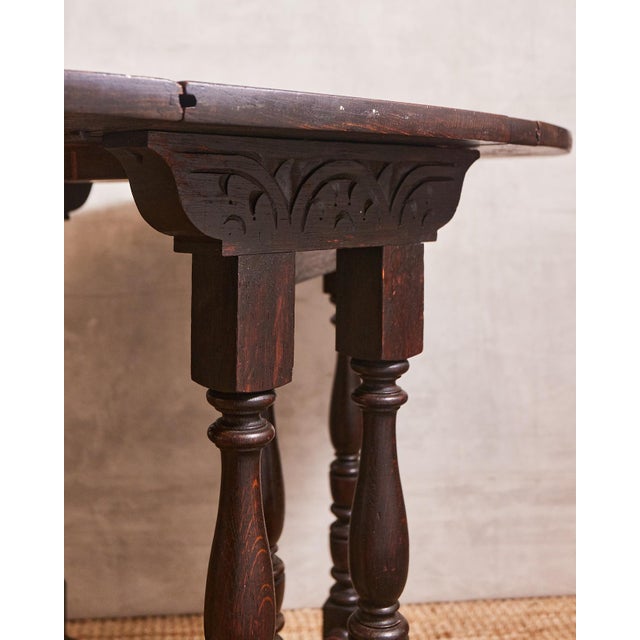 Early 19th Century Hand Carved Drop Leaf Accent Table For Sale - Image 9 of 17
