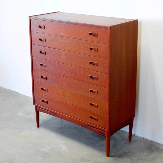 1950s Mogens Kold Danish Teak 7 Drawer Dresser Designed by Arne Hovmand-Olsen For Sale - Image 5 of 14