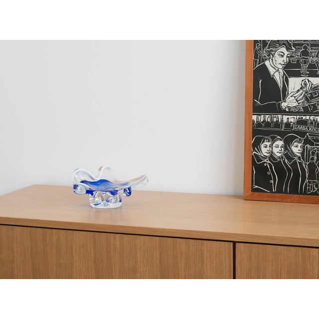 Blue Italian Flower Platter in Murano Glass, Italy, 1960s For Sale - Image 8 of 9