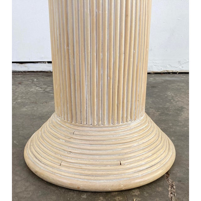 Vintage White Washed Split Reed Rattan Pedestal Column in Style of Gabriella Crespi For Sale In Kansas City - Image 6 of 6