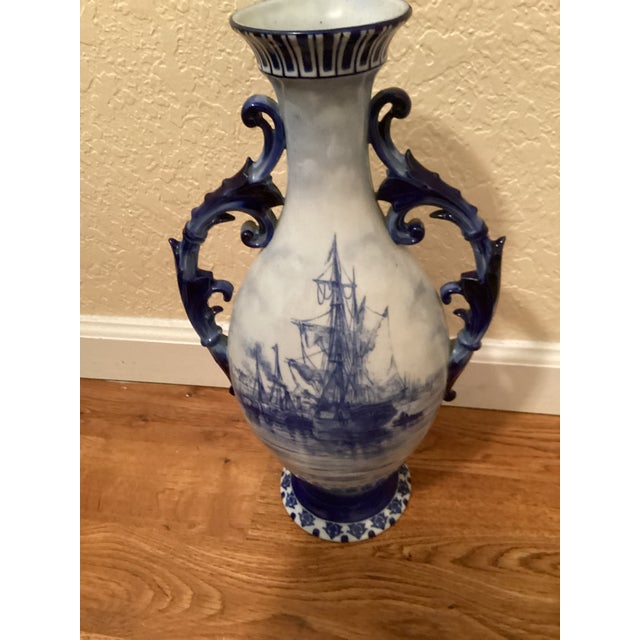 Delt Vase For Sale - Image 4 of 12