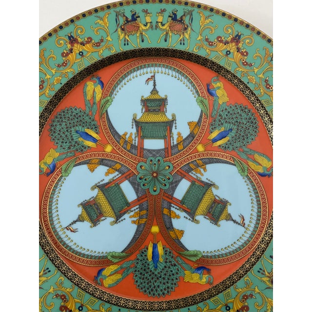 1980s Gianni Versace for Rosenthal "Le Voyage De Marco Polo" Charger Decorative Plate For Sale - Image 5 of 9