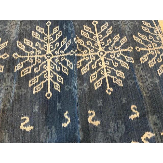 Rare Bold indigo Cotton Sumba Textile For Sale - Image 4 of 18