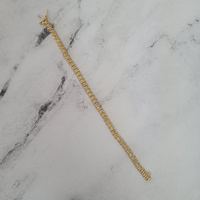 2020s S Style Diamond Tennis Bracelet 1.50cttw 14k Yellow Gold For Sale - Image 5 of 6