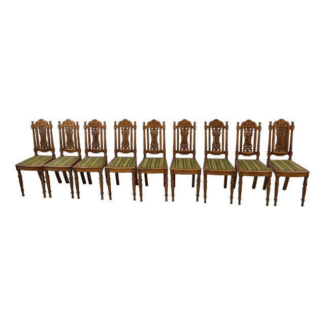 Early 20th Century Renaissance Revival Dining Chairs in Carved Wood, Czechoslovakia, 1920s, Set of 9 For Sale