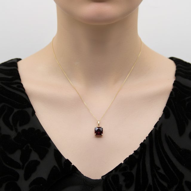 14k Gold Mounted Fancy Cut Tanzanian Garnet Pendant For Sale - Image 10 of 10