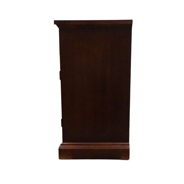Bernhardt Furniture Solid Mahogany Traditional Colonial Revival 51" Serpentine Buffet 238-110 For Sale - Image 11 of 15