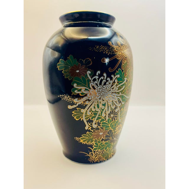 Japanese Japanese Chrysanthemum Cobalt Vase For Sale - Image 3 of 7