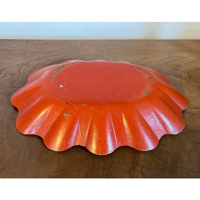 Antique 19th Century French Scarlet Lacquer Papier Mache Scalloped Oval Tray or Bowl For Sale - Image 11 of 13