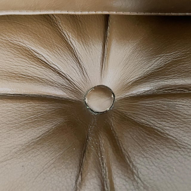 American Leather Chairs by Florence Knoll for Knoll International, 1970s, Set of 2 For Sale - Image 11 of 18