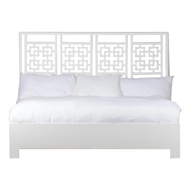 Palm Springs Platform Bed King, White For Sale