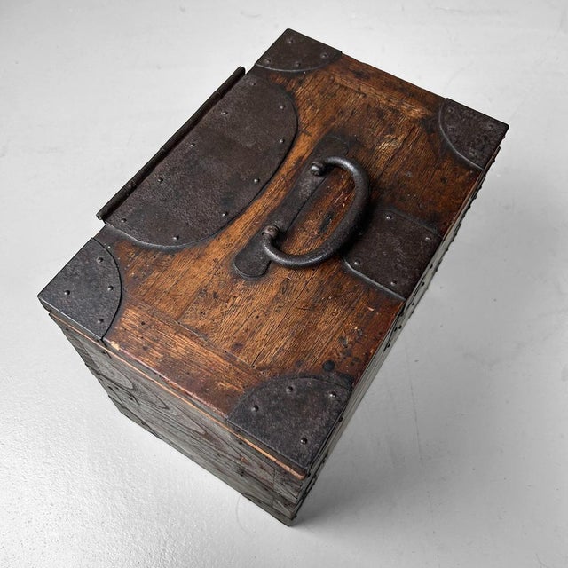 Edo Kakesuzuri Storage Cabinet, Japan For Sale - Image 13 of 15