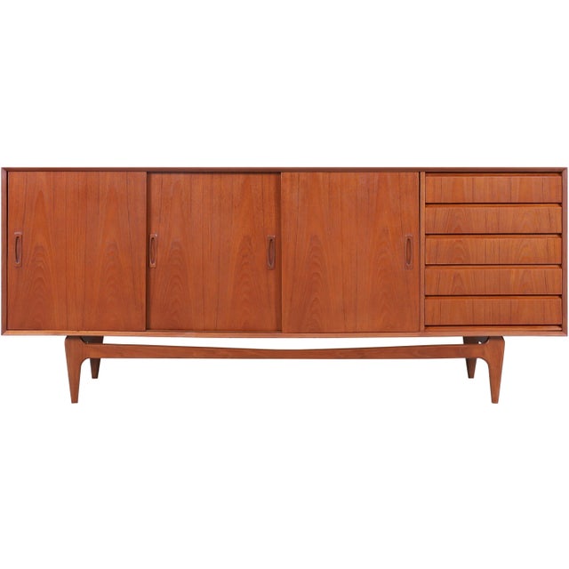 1960s Danish Modern Teak Credenza For Sale - Image 13 of 13