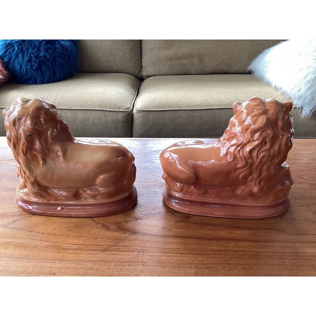 This majestic pair of Staffordshire lions would look good in any room. They could be placed on a fireplace mantel, on...
