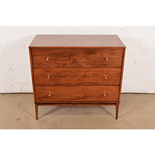 Mid-Century Modern Paul McCobb Planner Group Solid Birch Dresser or Chest of Drawers, Newly Refinished For Sale - Image 3 of 15