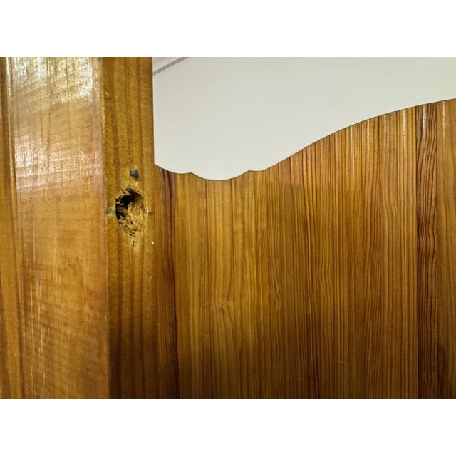 French Art Deco Pine Screen attributed to Baumann Fils et Cie, Melun-Paris, 1940s For Sale - Image 4 of 12