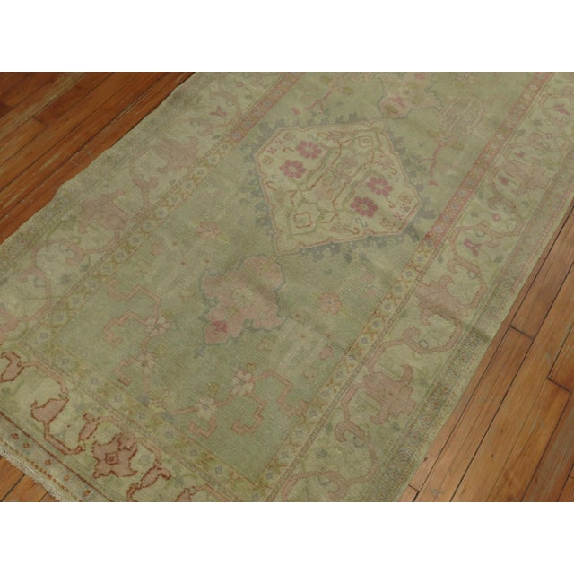 Early 20th Century Feminine Antique Turkish Oushak Rug, 3'4'' X 6' For Sale - Image 5 of 10