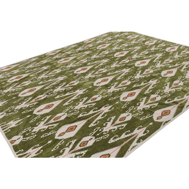 Rug & Kilim Rug & Kilim’s Contemporary Dhurrie Rug in Green With White & Pink Ikats Patterns For Sale - Image 4 of 7