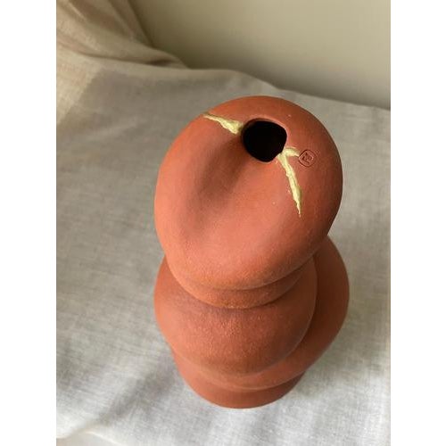 Modder Holding It Together Ceramic Sculpture by Françoise Jeffrey For Sale - Image 4 of 10
