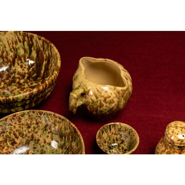 Brown Vintageorton "Rockingham Woodland Leaf" Splatterware Set - 12 Pieces For Sale - Image 8 of 14
