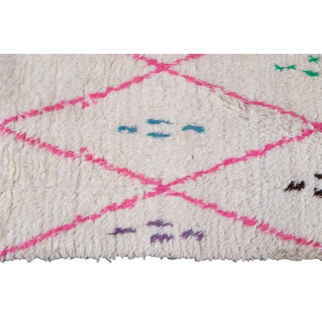 21st Century Modern Moroccan-Style Wool Rug For Sale - Image 4 of 13