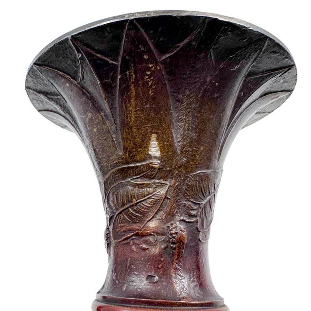 French Spelter Amphora Vases with Cherub Relief, 19th Century, Set of 2 For Sale - Image 9 of 18