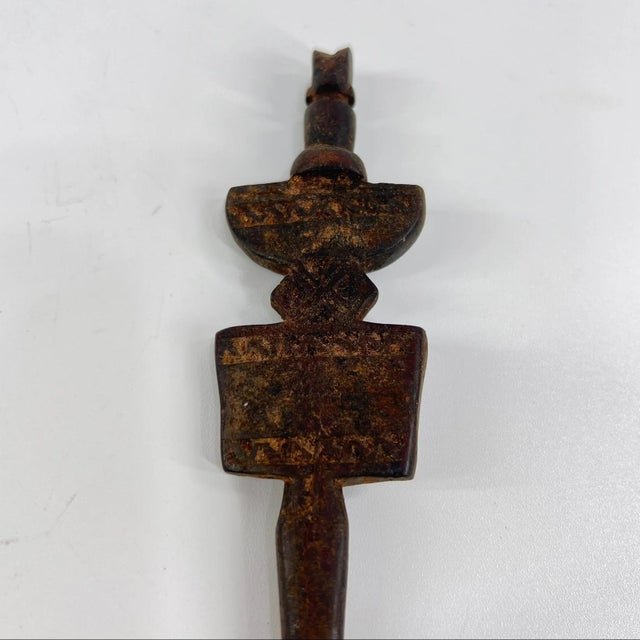 Hand-carved in Tanzania, this Nyamwezi Figural Engagement Hair Pick was used by women for special occasions.Â The...