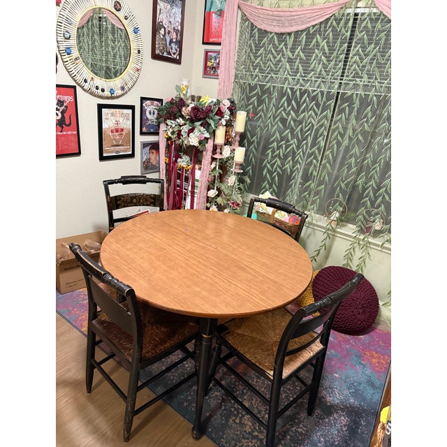 Vintage Heywood-Wakefield Style Drop-Leaf Dining Table With 4 Hitchcock Rush Seat Chairs – Old Colony Style For Sale - Image 10 of 12