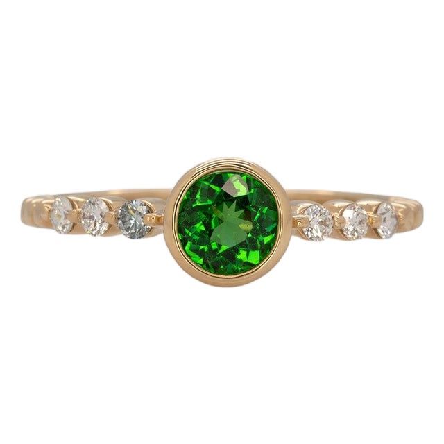 Tsavorite Garnet Ring With Earth-Mined Diamond Accents in Solid 14k Gold, Size 6.75 For Sale