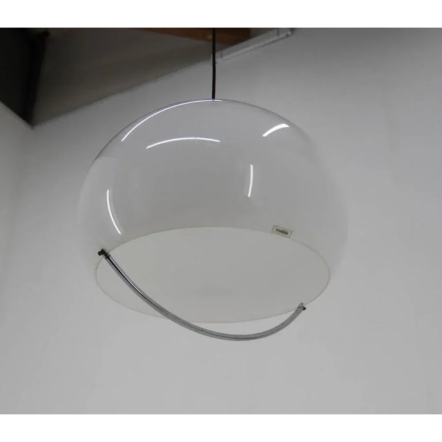 White pendant by Meblo, Italy. Very good condition. Some minor scratches on plastic. Rewired: 1x100W, E25-E27 bulb. US...