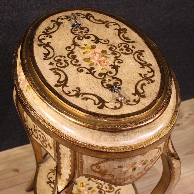 20th Century Tuscan Lacquered Gilded and Painted Side Table, 1950 For Sale - Image 4 of 13