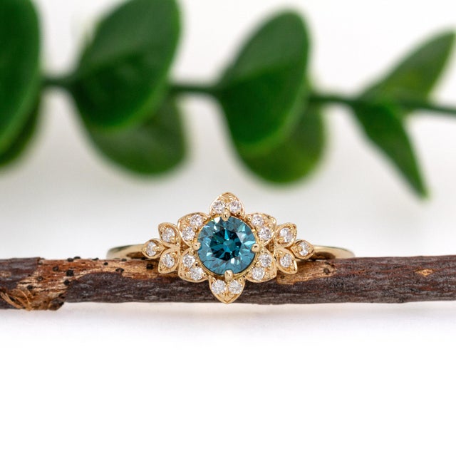 Art Deco Natural Blue Diamond and White Diamond Ring in Solid 14k Yellow Gold, Size 6.75 For Sale - Image 3 of 7