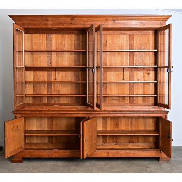 French 19th Century Pine and Glass Door Bibliotheque For Sale In Baton Rouge - Image 6 of 13