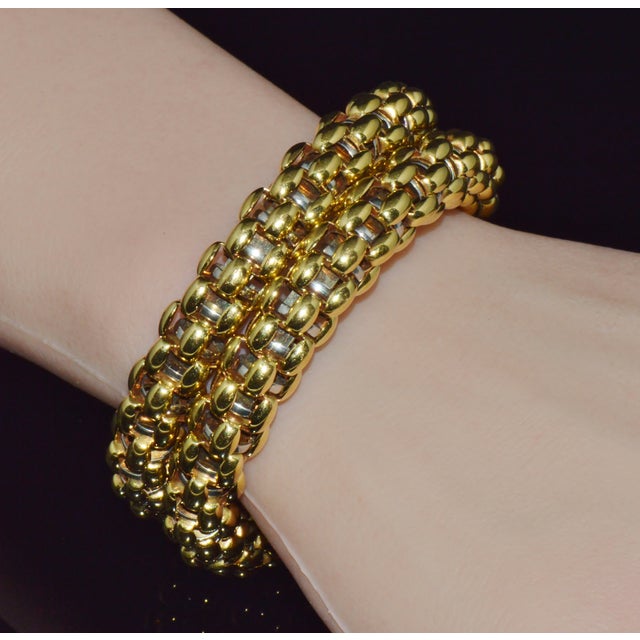 Rare Vintage Fope 18k Gold Double Wrap Twist Snake Bracelet With Amethyst & Peridot For Sale - Image 4 of 15