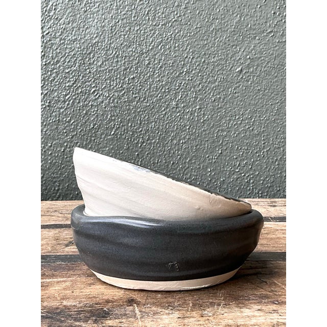 Charcoal ]Vintage Original Studio Pottery Bowls - Set of 2 For Sale - Image 8 of 12