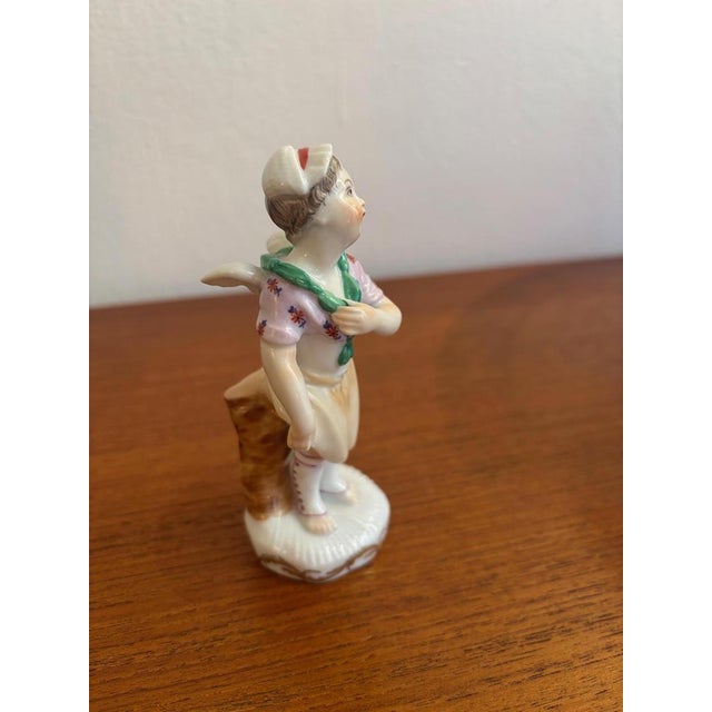 Vintage Female Cupid Figurine from Vienna Porcelain Manufactory Augarten, 1940s For Sale - Image 6 of 7