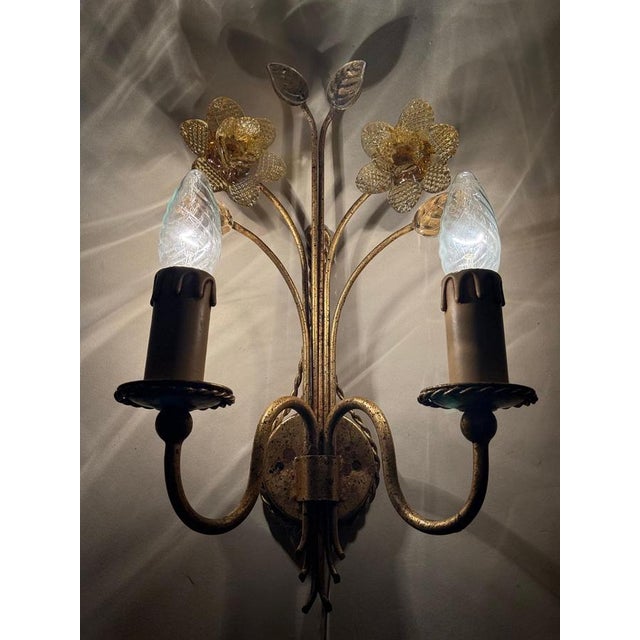 Golden Wall Lamps with Daffodil Flowers Made of Murano Glass, 1960s, Set of 2 For Sale - Image 11 of 12