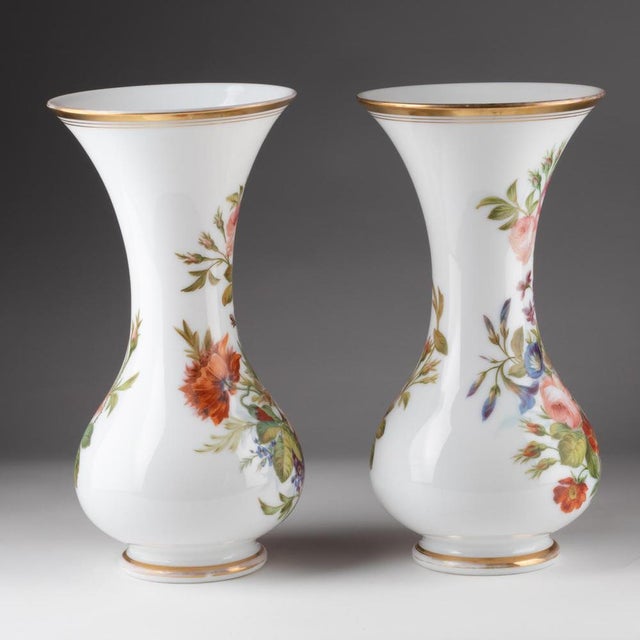 Glass Opaline Vases Painted with Floral Motifs, 19th Century, Set of 2 For Sale - Image 7 of 10